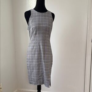 Banana Republic Plaid Midi Dress in Gray and White